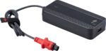 Chargeur Specialized e bike 48V avec indicateur LED integre scaled 1.jpg