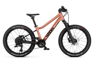 Woom OFF AIR 4 velo enfant tout terrain haut de gamme.jpg